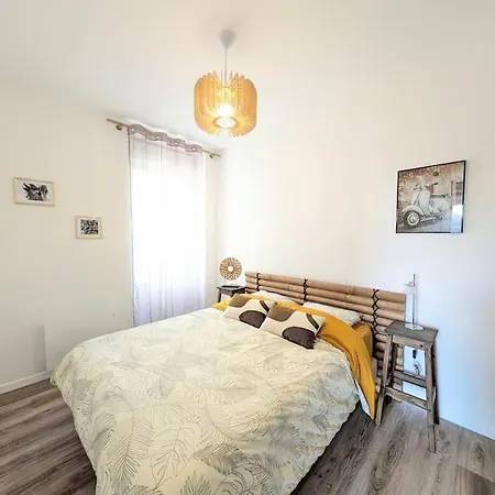 Et Commerces De - Appt 3 Personnes Apartamento